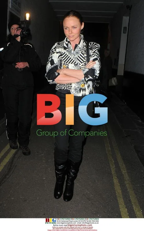 Stella McCartney leaving Assaggi Restaurant