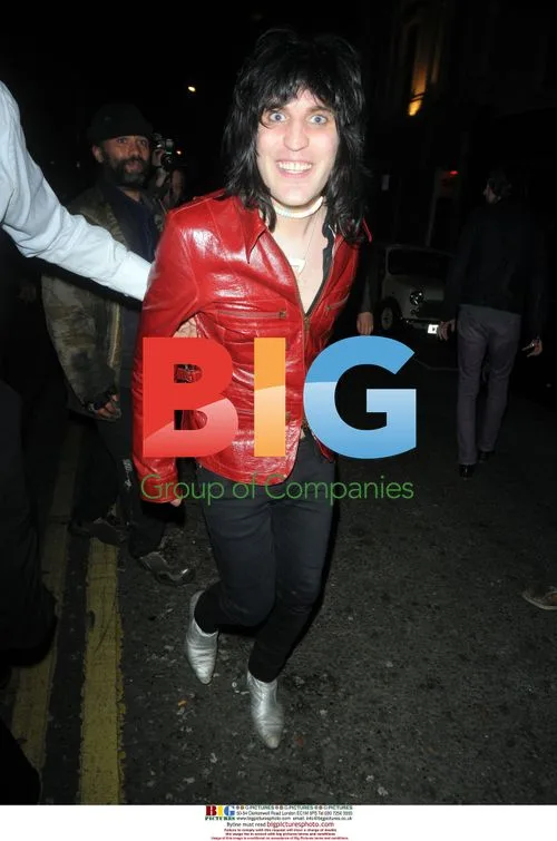 Noel Fielding out in London