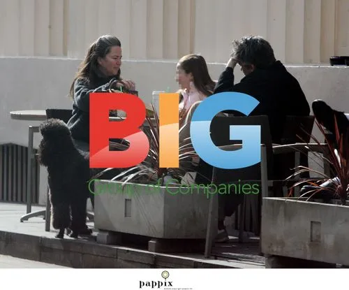 Koo Stark and daughter seen with mystery man