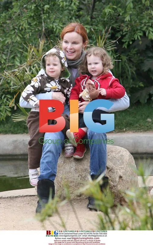 Marcia Cross with Twins at Santa Monica Park
