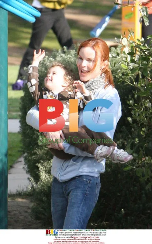 Marcia Cross and Twins at Santa Monica Park