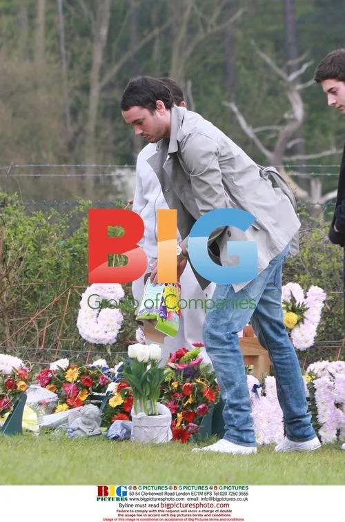 Jack Tweed visits Jade Goodys grave