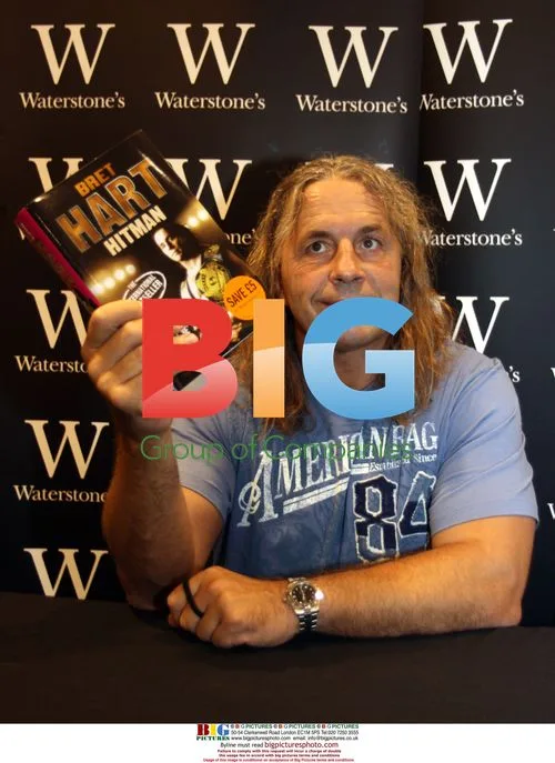 Bret "HITMAN" Hart signs autobiography in Liverpool