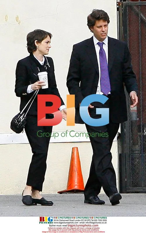 Winona Ryder Meets with Real Estate Agent