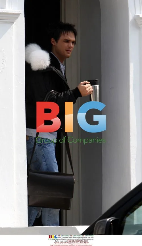 Gareth Gates Leaving London Home