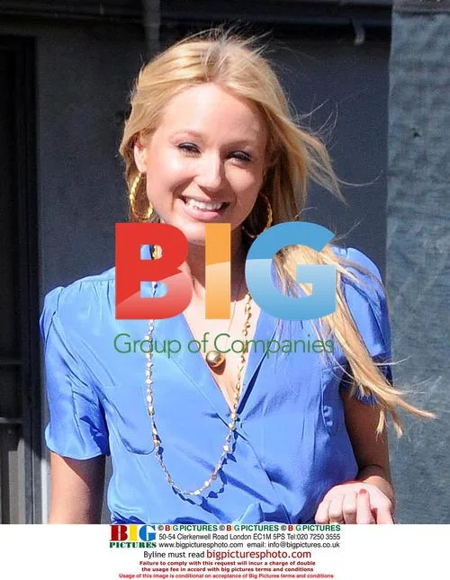 Jewel leaving dance studio with cane