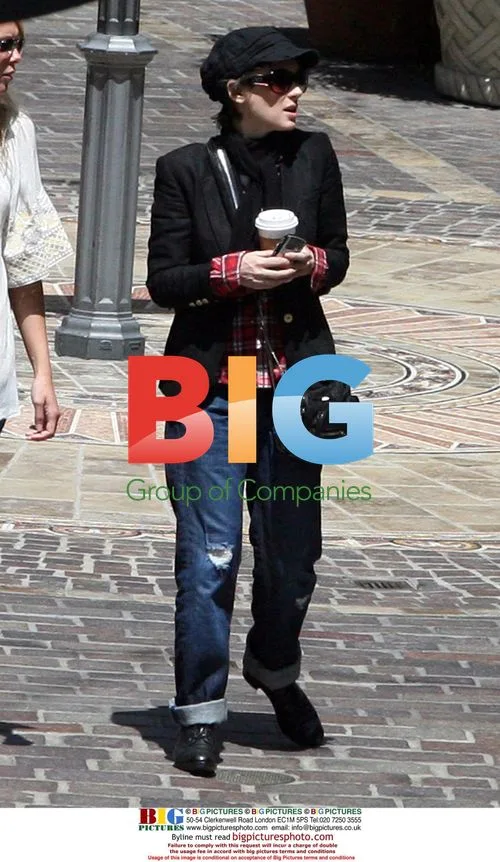 Winona Ryder on shopping spree