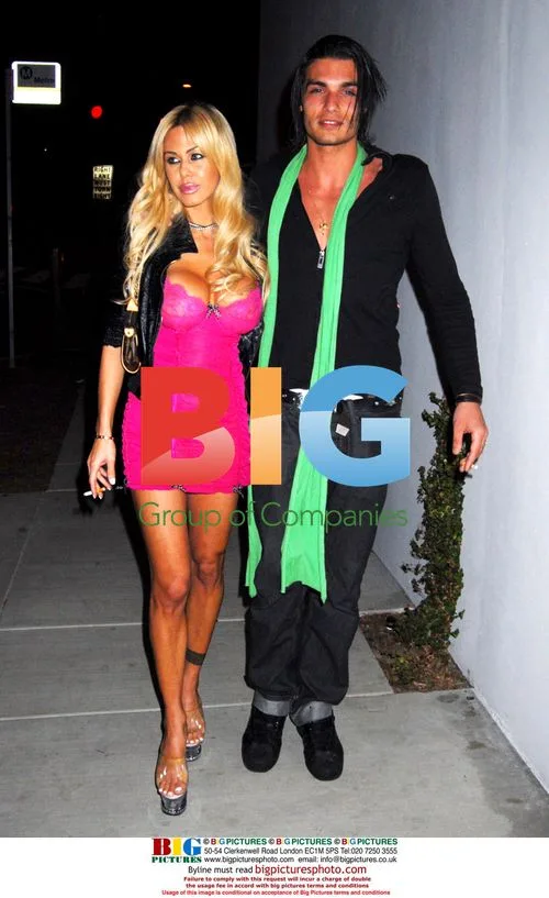 Shauna Sands Dinner with Mystery Man