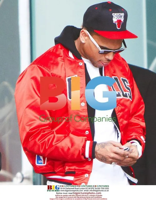 Rihanna checks out Hollywood Hills homes