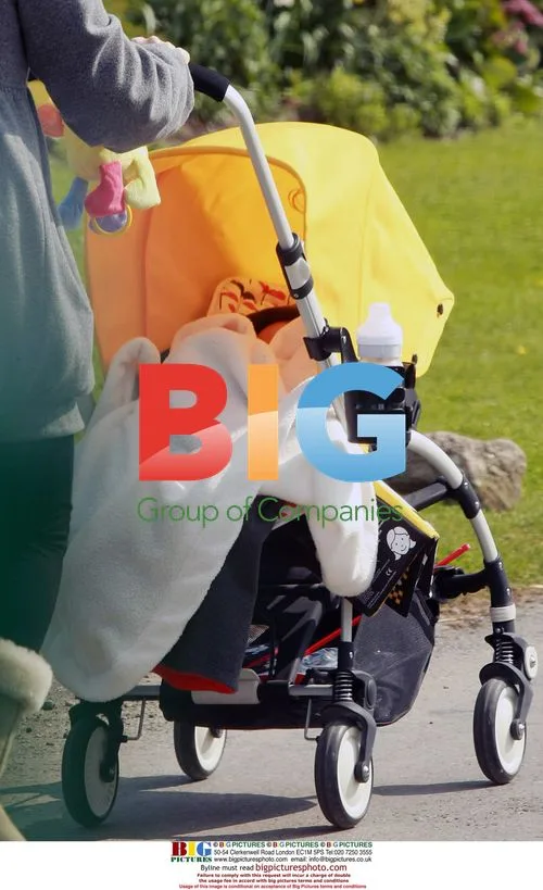 Claire Yang arrives at gym, nanny out with baby