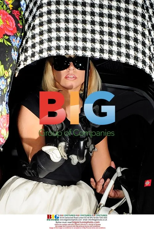 Lady Gaga arrives at hotel in London