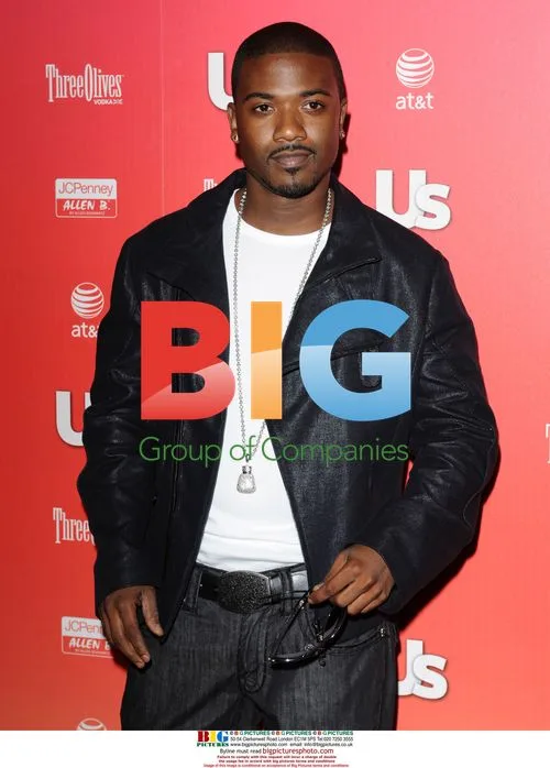 Ray J. Norwood at US Weekly Hot Hollywood Style Party