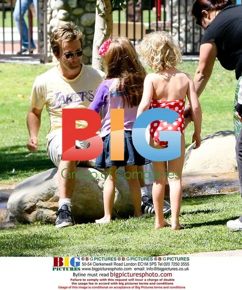 Breckin Meyer and daughter play at LA park