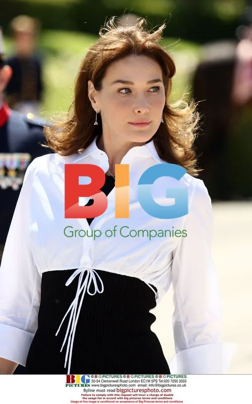 Sarkozy and Bruni Visit Spanish Royals