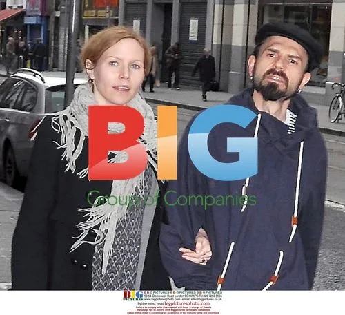 Nina Persson strolls in Dublin with husband