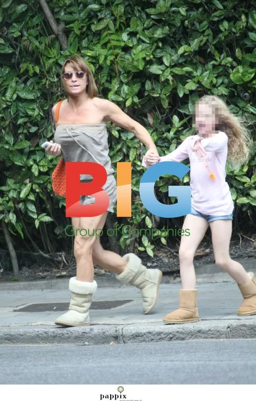 Meg Matthews runs errands with daughter Anais