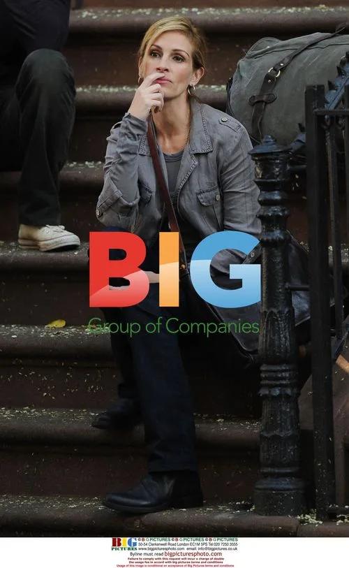 Julia Roberts on 'East Pray Love' set