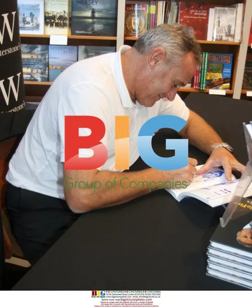 Dave Jones Book Signing in Liverpool