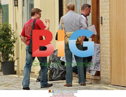 Story broads spotted at Guy Ritchie's place