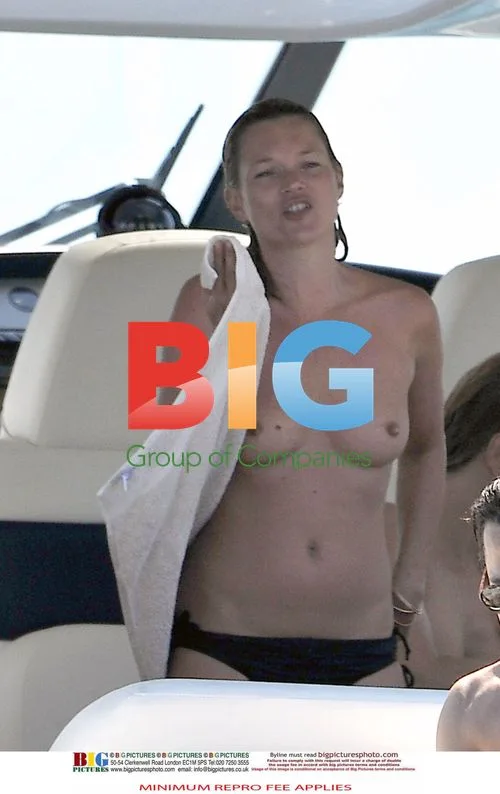 Kate Moss and friends on yacht in France