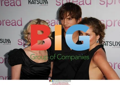 ANNE HECHE, ASHTON KUTCHER and MARGARITA LEVIEVA at Spread Premiere