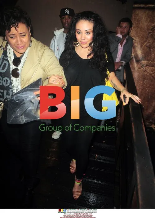Mutya Buena leaving Gilgamesh restaurant
