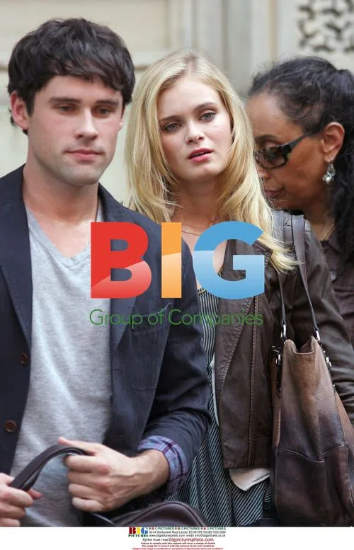 Sara Paxton and Ben Hollingsworth on 'The Beautiful Life' set
