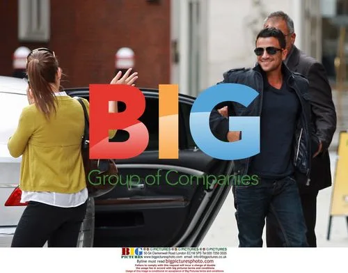 Peter Andre met a girl in London