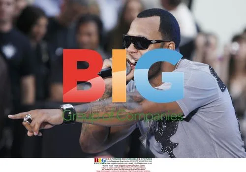 Flo Rida Performs on The Today Show