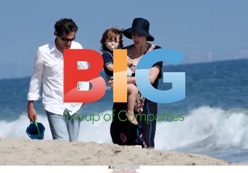 Linda Evangelista out with son and Peter Morton
