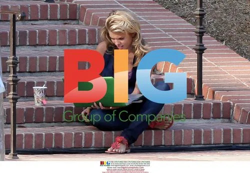 AnnaLynne McCord on the set of '90210'