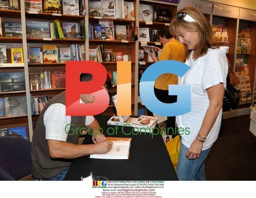 Craig Phillips signs book at Waterstones