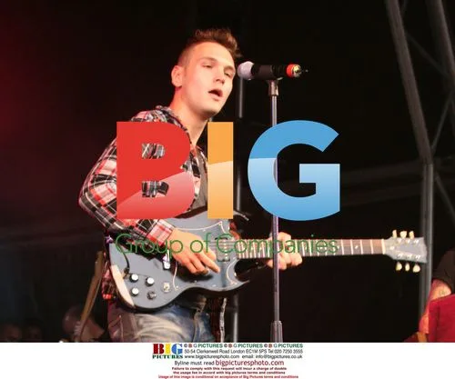 Celebs perform at Rock in the Park