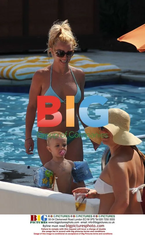 Britney Spears with sons at Ritz-Carlton pool