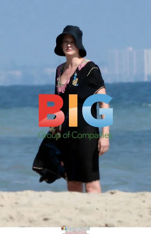 Linda Evangelista with son and rumored boyfriend
