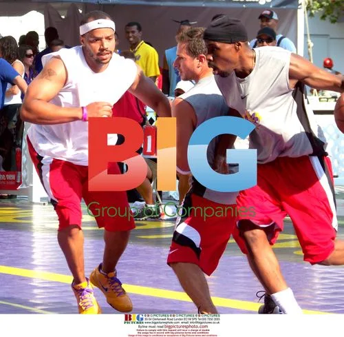 Donald Faison, Drew Lachey play in Celebrity 3 on 3 tournament