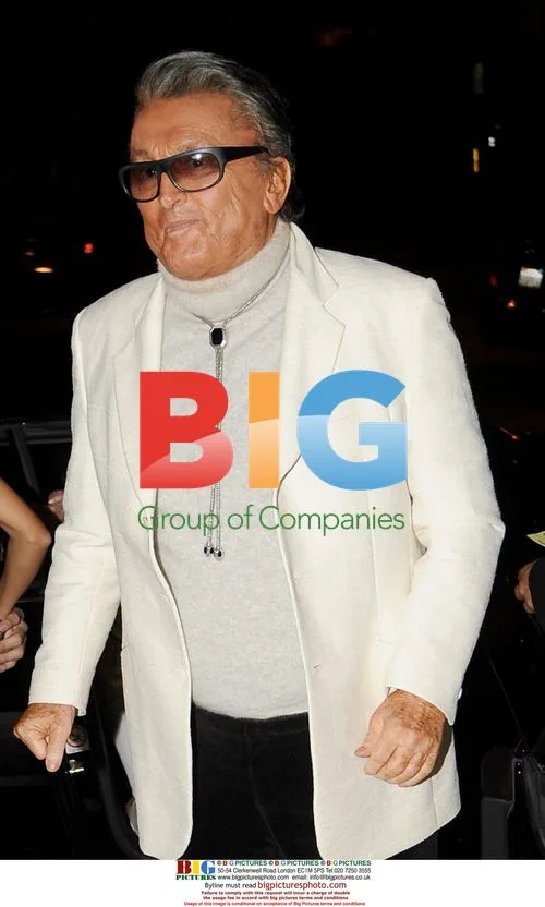 Celebrities at Boa Restaurant, LA