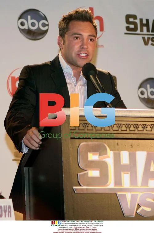Shaquille O'Neal and Oscar De La Hoya press conference