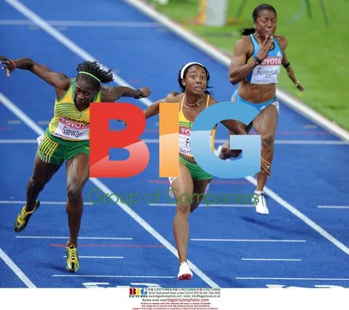 Shelly-Ann Fraser wins women's 100m at 2009 World Championships