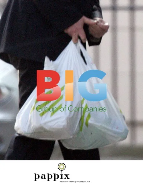 Nigella Lawson and husband shopping