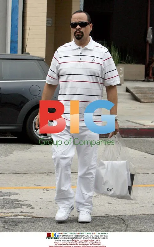 Ice T and Coco Shopping in LA