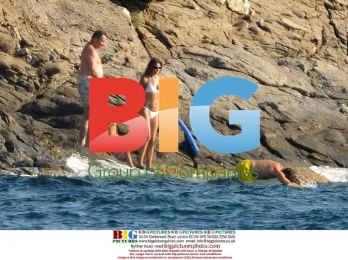 Sarkozy Family Vacation Dip