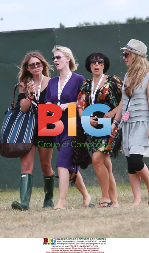 Billie Piper & Laurence Fox at V Festival
