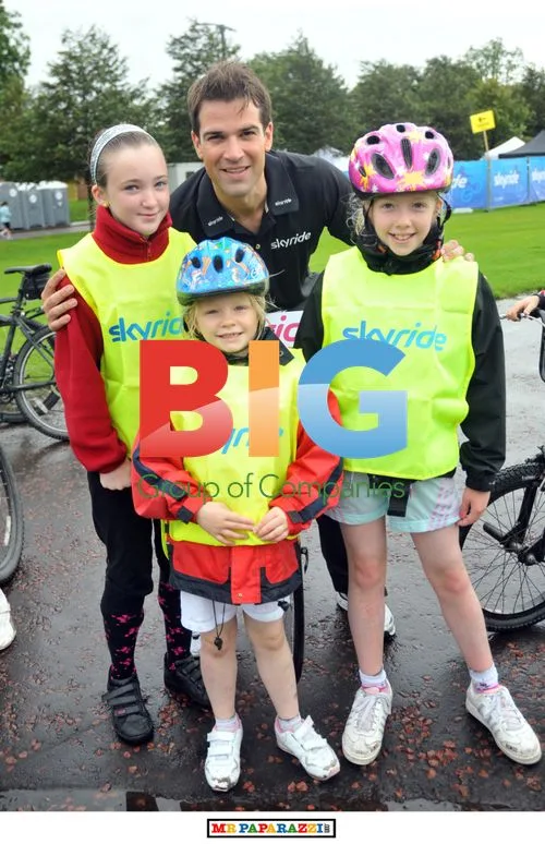 Gethin Jones and Sir Chris Hoy at skyrider event