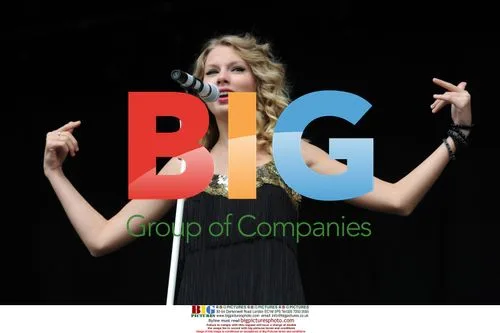 Taylor Swift performs at V Festival in UK