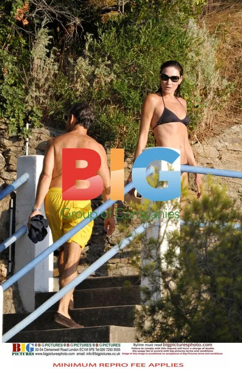 Sarkozy and Bruni swim in France