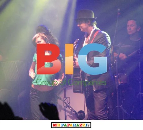 Amy Winehouse Kisses Pete Doherty