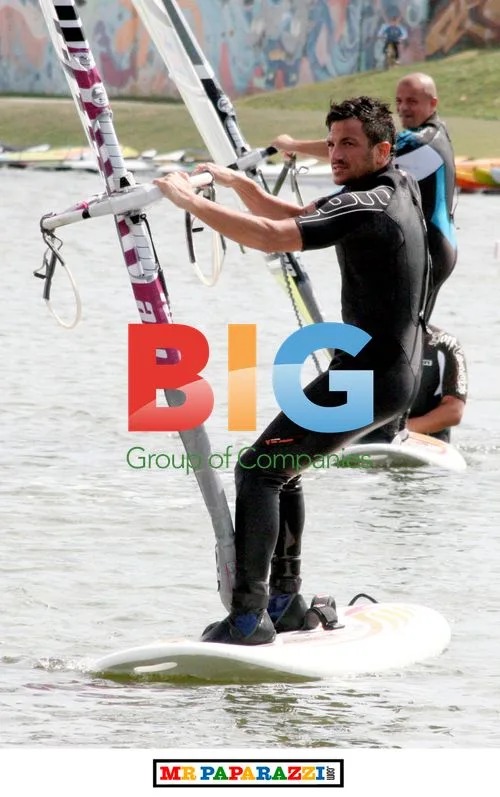 Peter Andre takes windsurfing lesson with brother