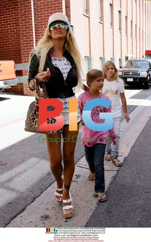 Shauna Sand and Daughters at Nail Salon