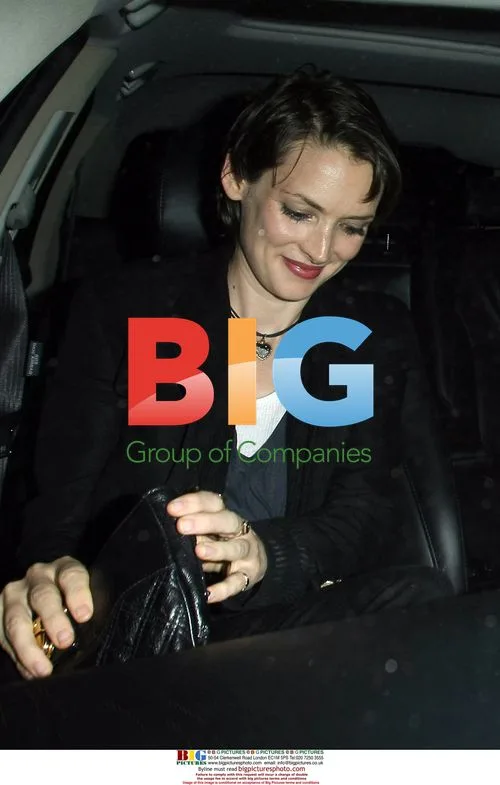 Winona Ryder and James Gooding leave restaurant